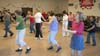0996_Dancers_Spin